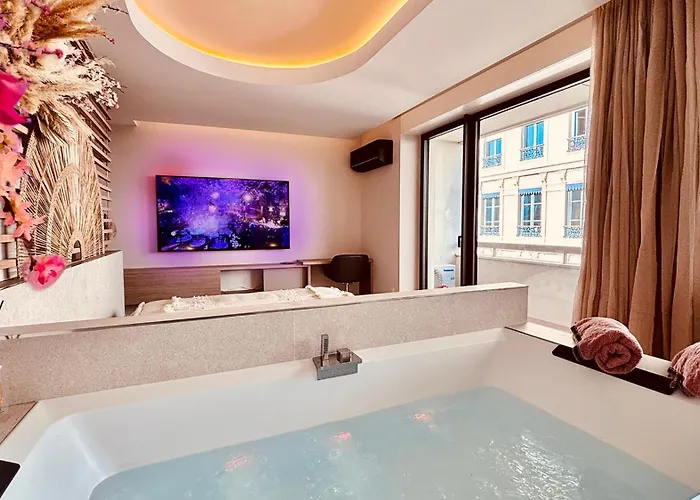 Blossom Suite-hyper Centre Jacuzzi Balcon Clim * Lione