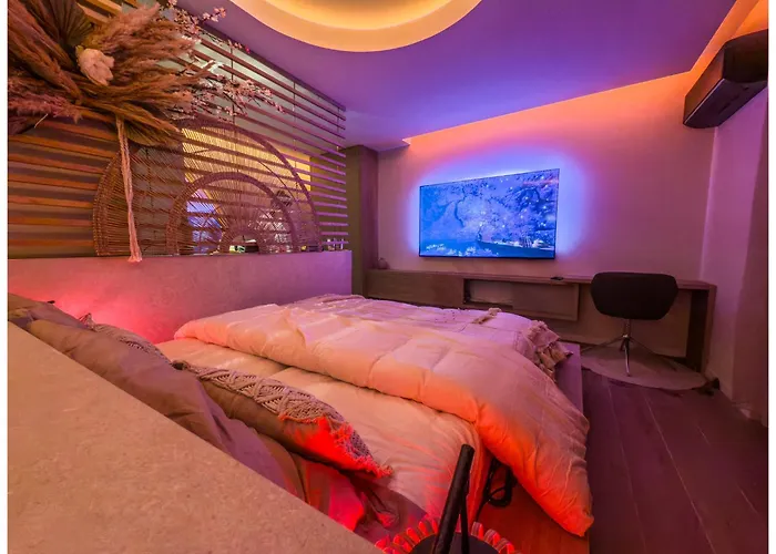Apartment Blossom Suite-hyper Centre Jacuzzi Balcon Clim *