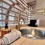Blossom Suite-hyper Centre Jacuzzi Balcon Clim * ليون